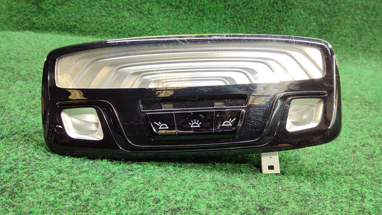 2017-2023 BMW 530i Rear Center Roof Reading Light OEM 63316848614