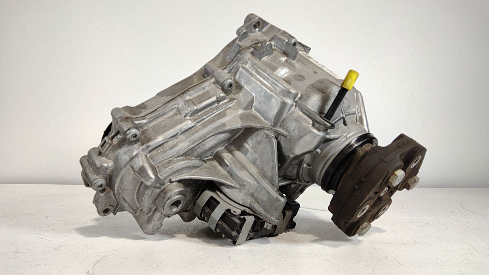 2018-2024 BMW X3 xDrive Transfer Case OEM 27107889033 27108465870 Original