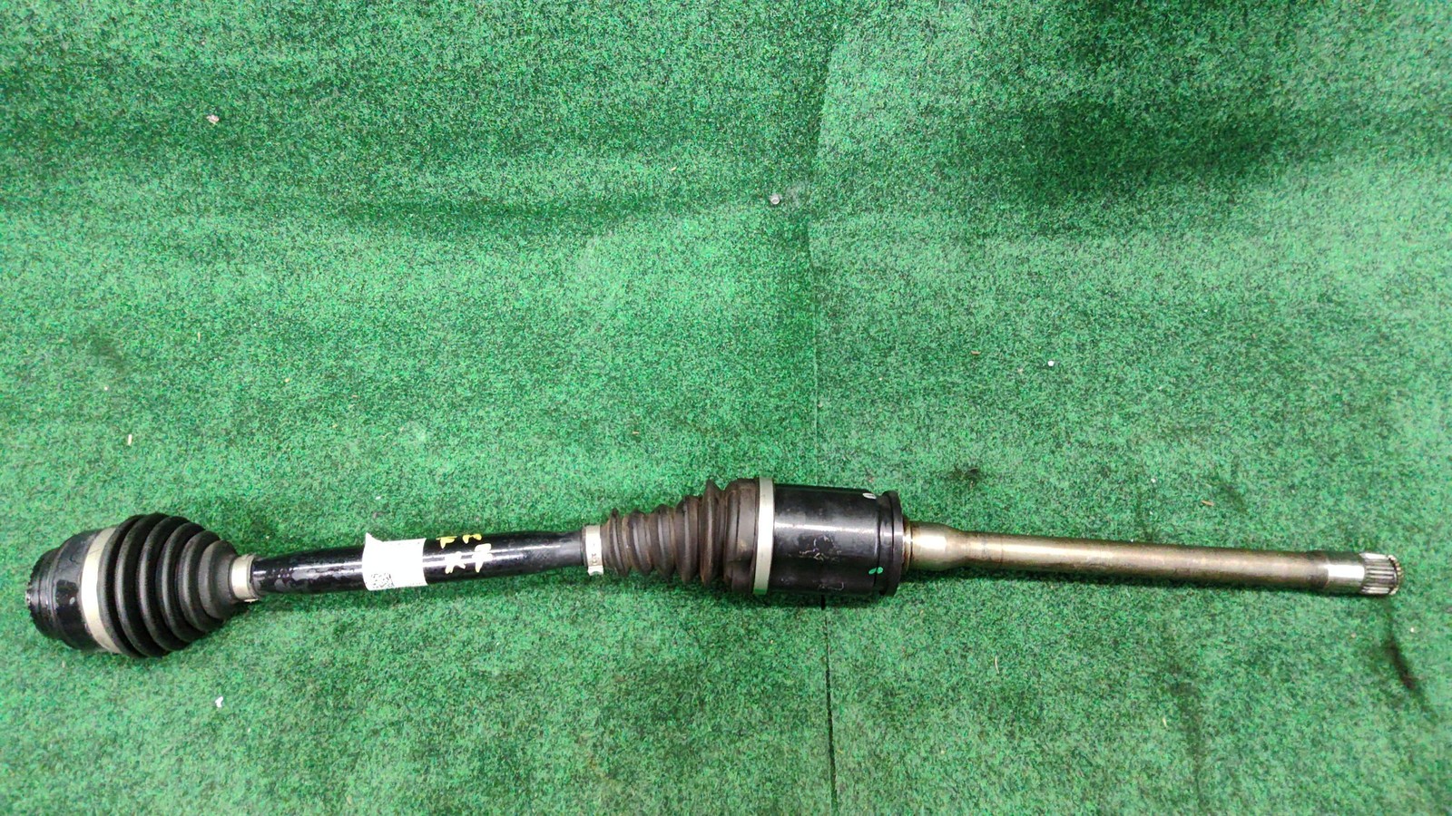 2019-2024 BMW X7 Front Right Axle Shaft OEM 31608486205