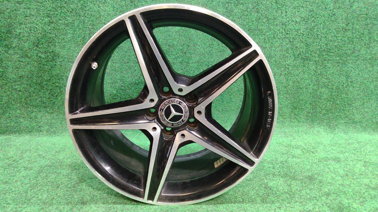 Wheel Mercedes Benz C300 5-Spoke 8.5Jx18 OEM A2054017700