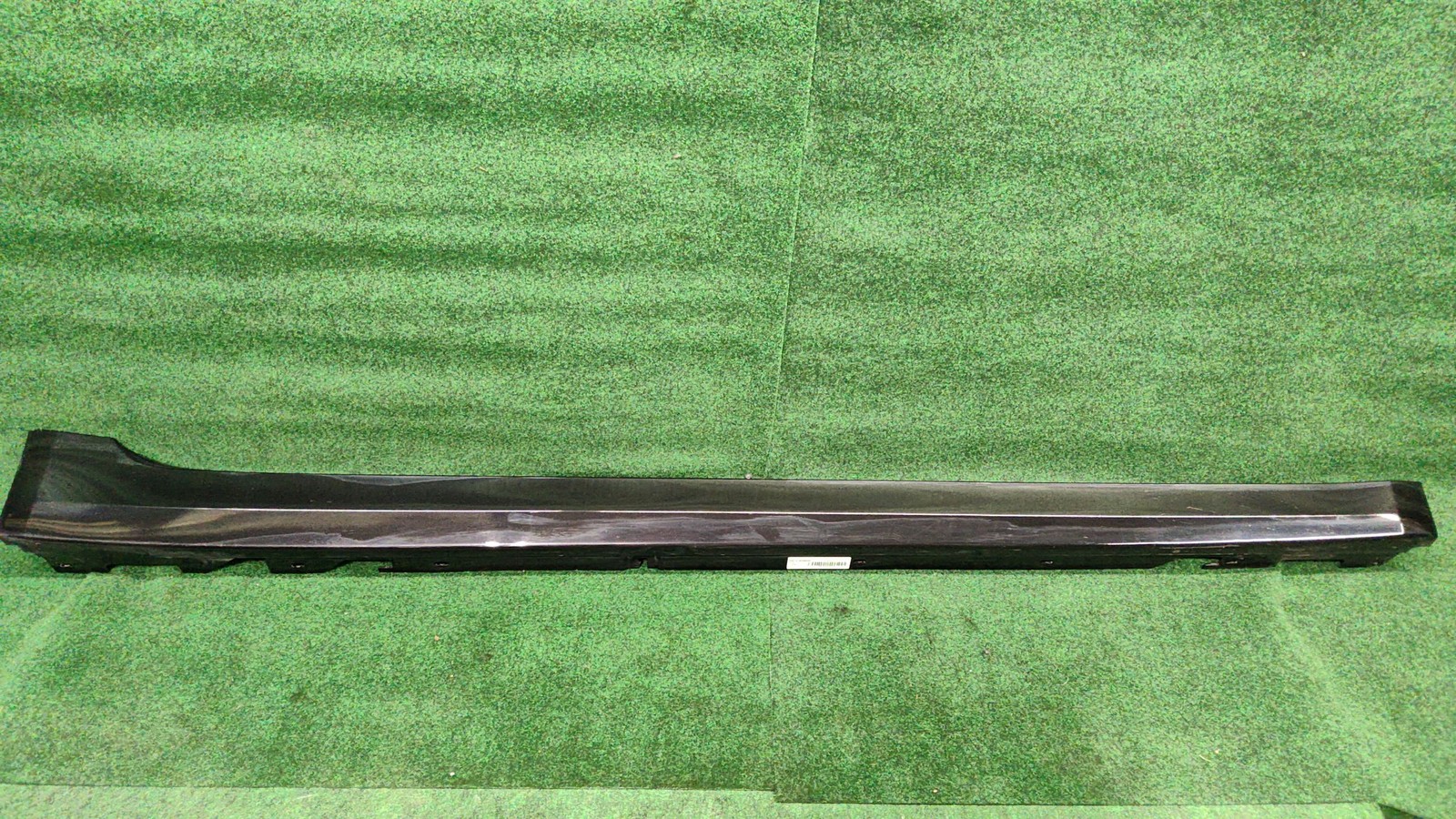 2017-2023 BMW 540i Rocker Molding Right Side Black OEM 51778073134