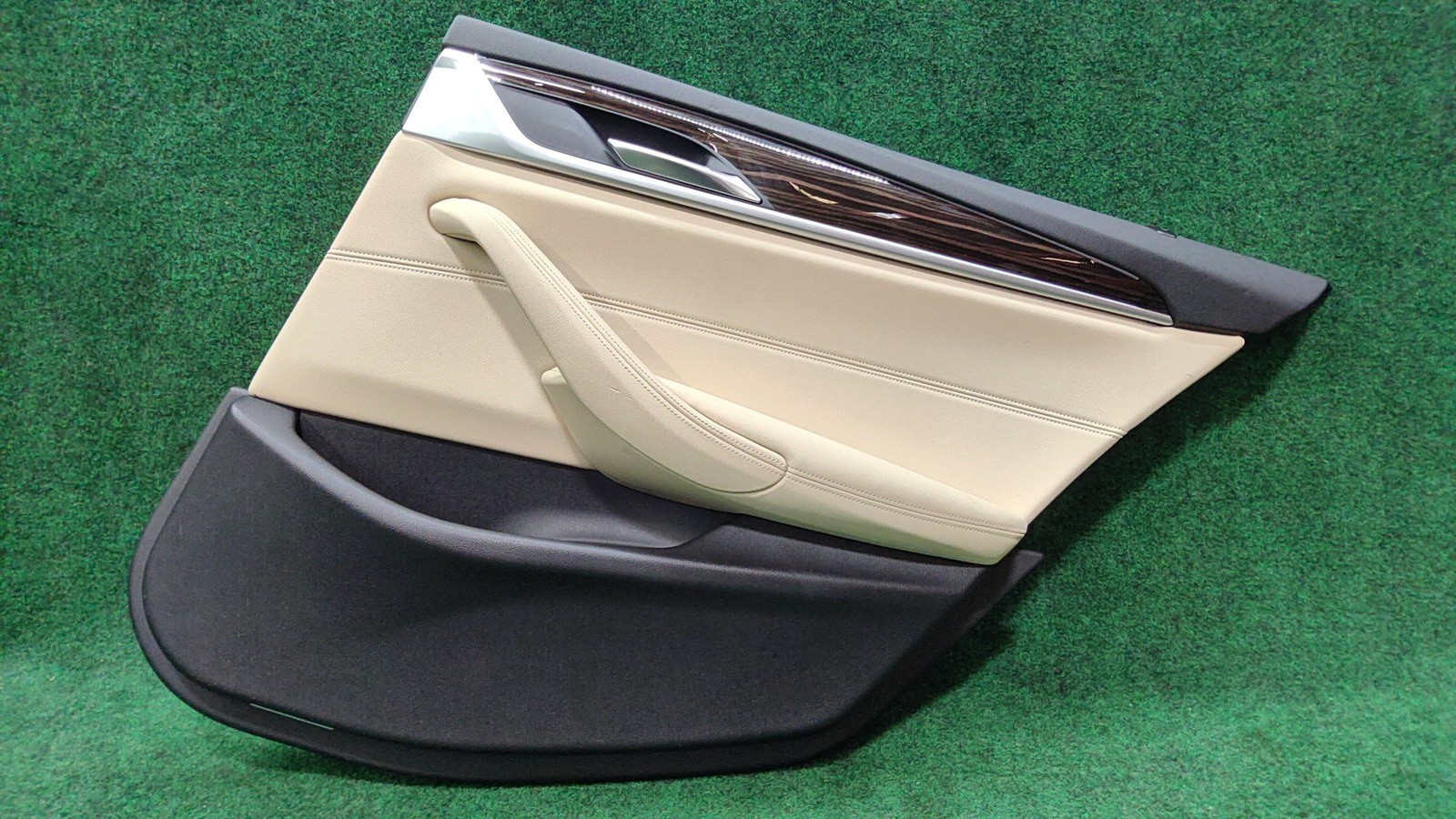 2017-2023 BMW 530i Rear Right Door Trim Panel Canberra Beige OEM 51427477096