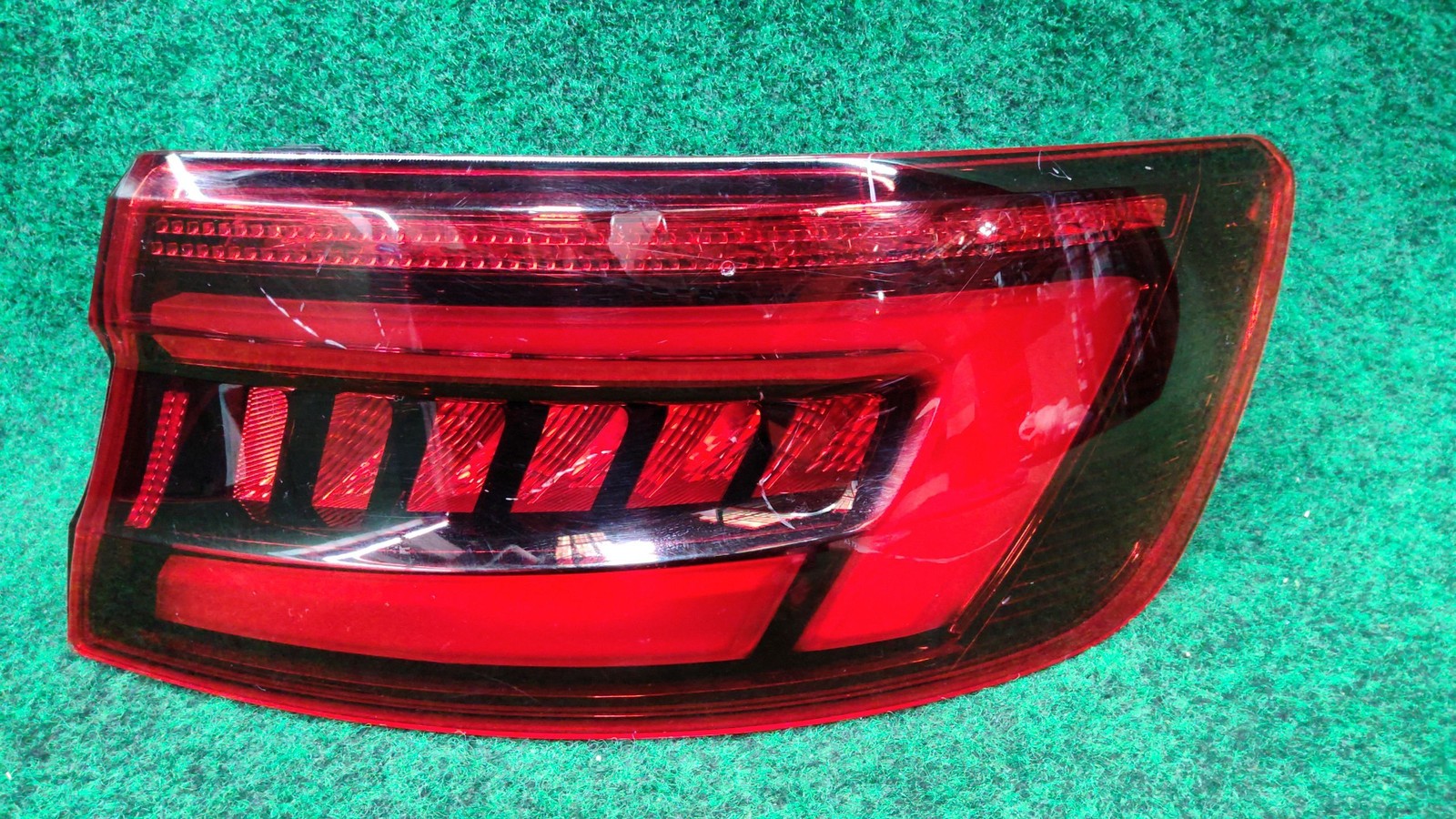 2018-2024 Audi S4 Rear Right Tail Light Quarter Panel Mounted OEM 8W5945092F