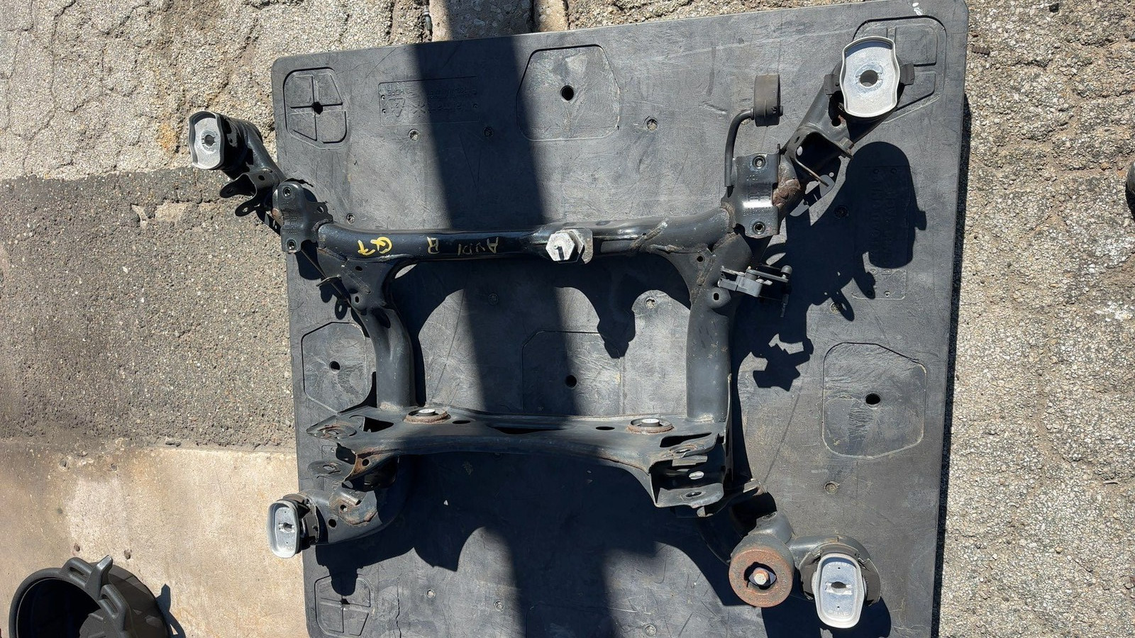 2019-2024 Audi Q7 Rear Subframe Crossmember 0N1 OEM 4M0505235BT