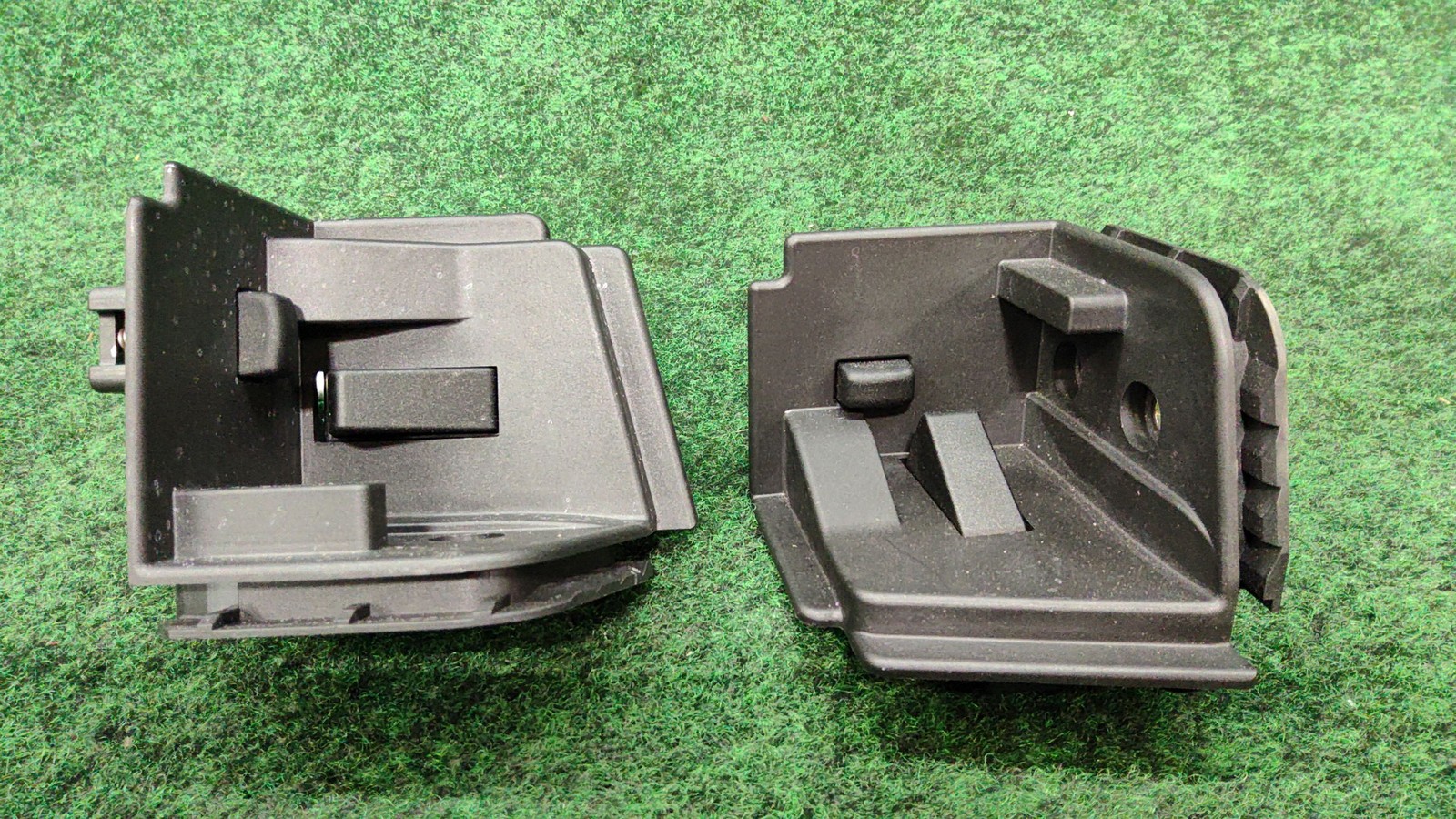2019 Bmw X5 Left/ Right Shade Cargo Holder Oem 51477438267 51477438268