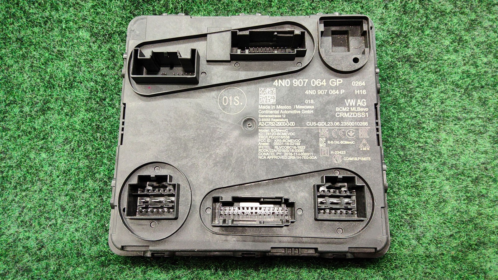 2020-2023 Audi Q5 Body Control module Dash Mounted Oem 4n0907064gp 4n0907064gh