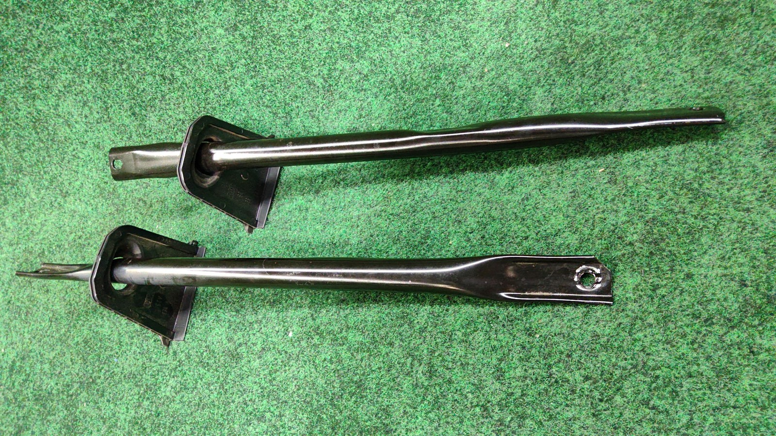 2023 Audi Q5 Left/right Front Support Bars Set Of 2 Pcs Oem 80a805645 89a805646