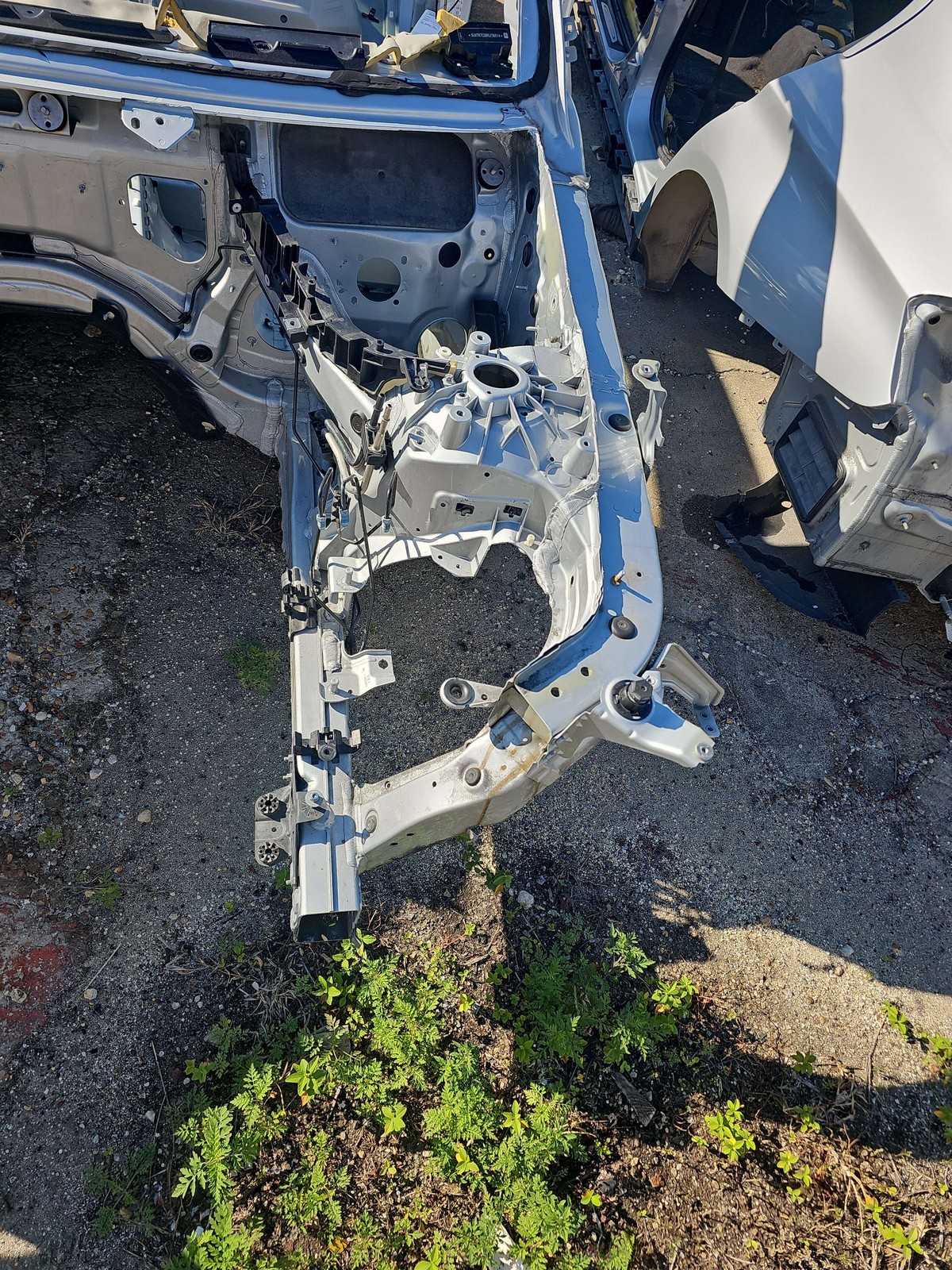 2017-2023 Bmw X3 Front Right Engine Support Oem 41007481010