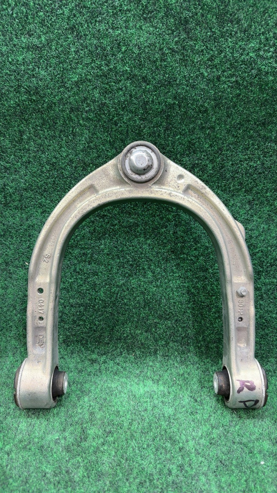 2017-2022 BMW 740i Front RH Right Upper Control OEM 31106868530