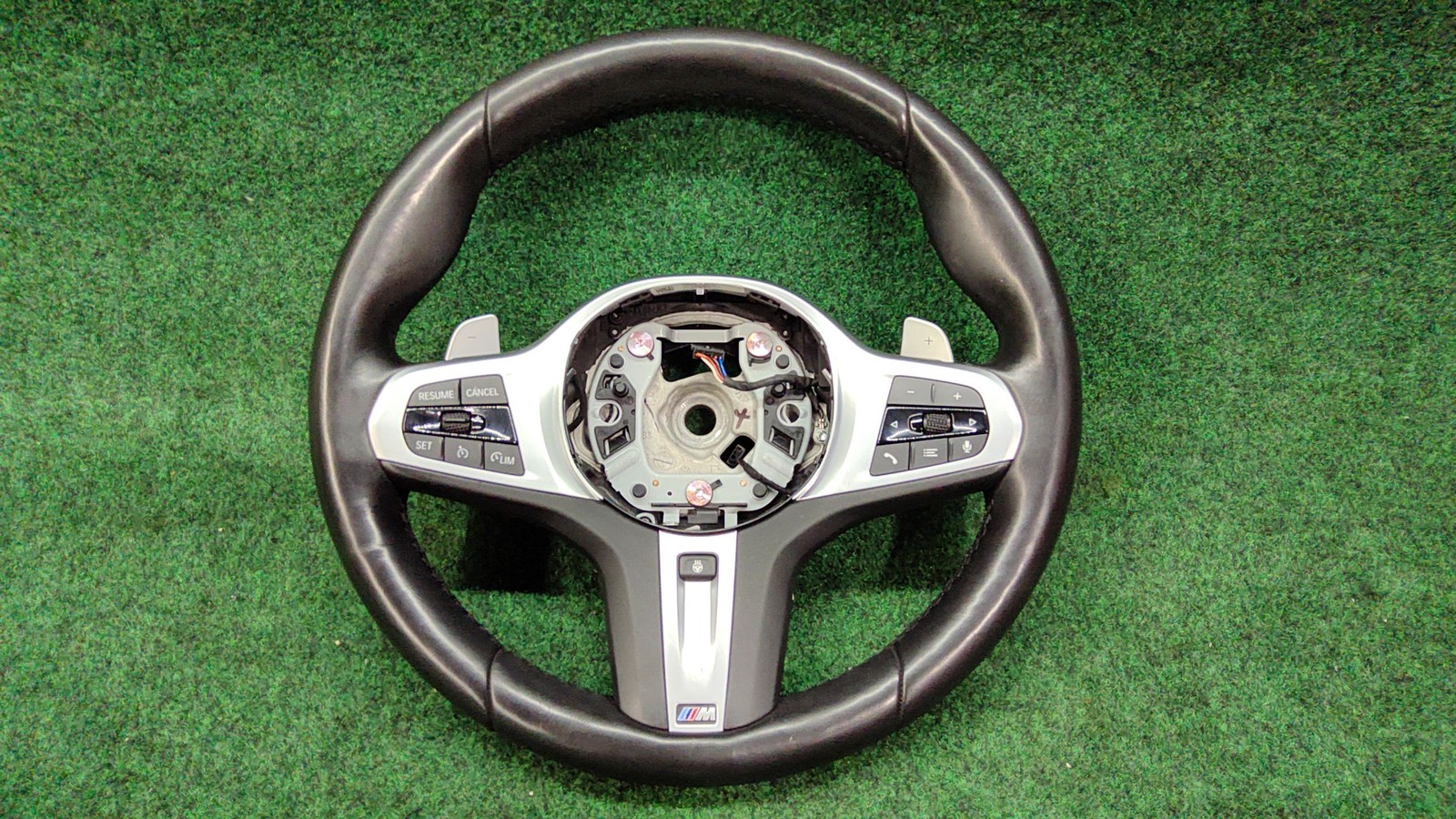 20-2023 BMW X6 M50i Leather Steering Wheel Paddle Shifter OEM 32308008186