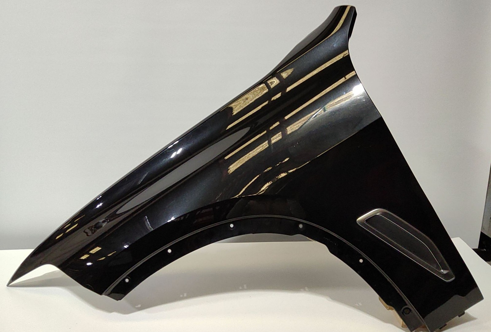 2019-2025 Bmw X5 Front Fender Left Lh 475m Oem 41007492363 Original