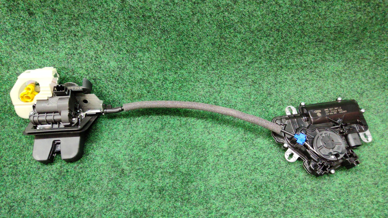 2017-2025 Audi Q7 Rear Liftgate Lid Latch Lock Actuator Assembly OEM