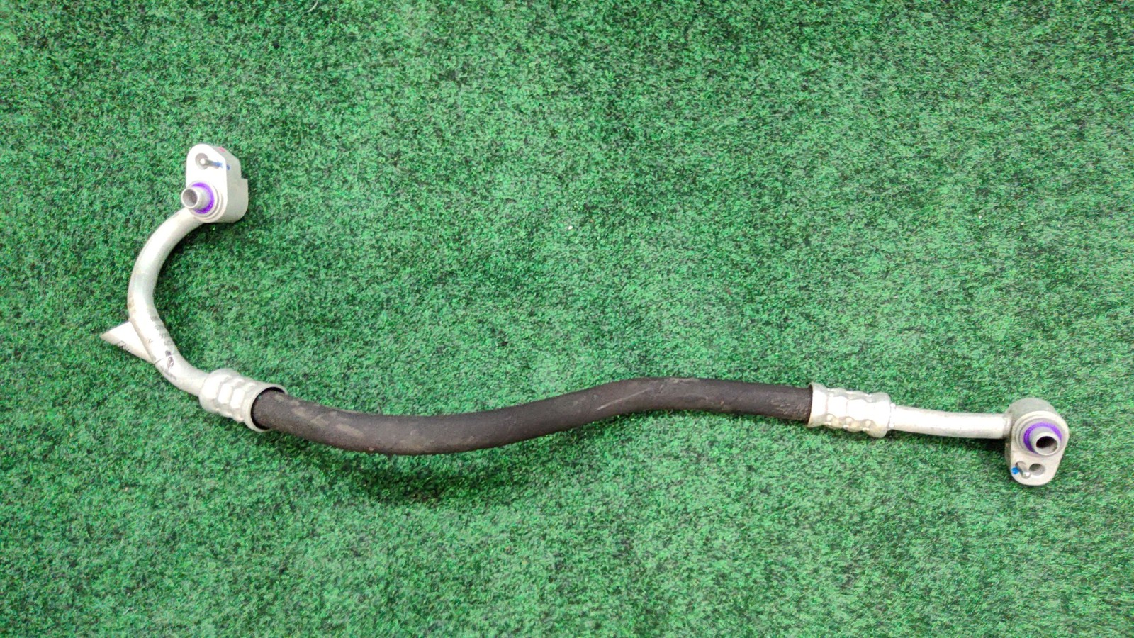 2019-2021 Bmw 330i A/c Refrigerant Discharge Hose Oem 64539395480