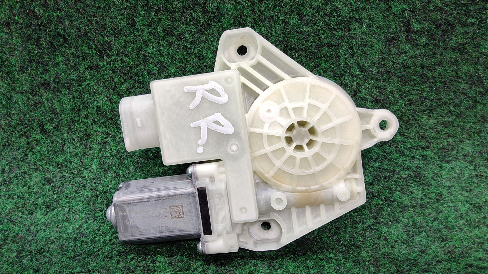 2022-2024 Bmw X3 Rear Window Motor Oem 51357455084
