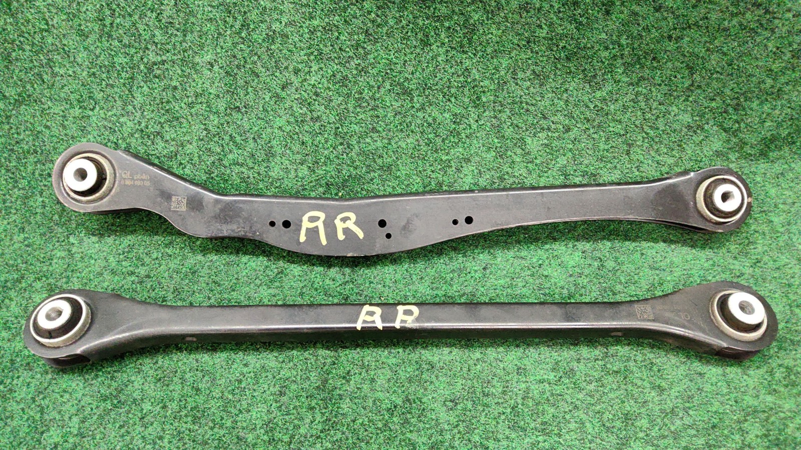 2016-2022 BMW X1 Rear Right Control Arm Set (2) OEM 33306895885 33326851569