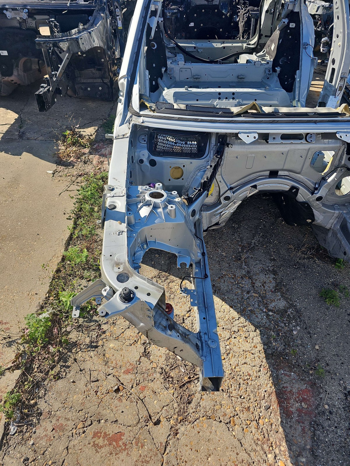 2017-2023 Bmw X3 Front Left Engine Support Oem 41007481009