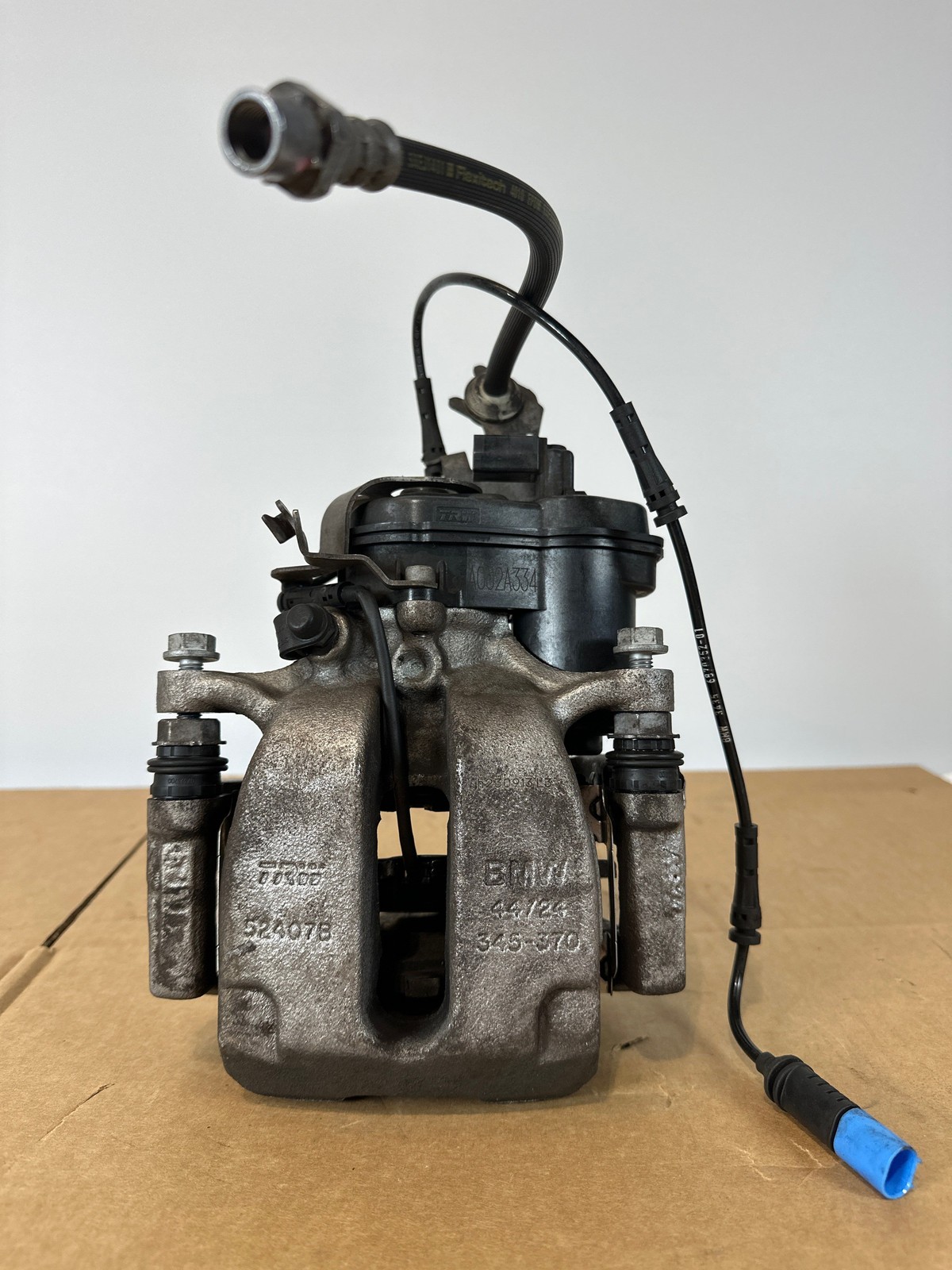 2019-2025 BMW X5 40i xDrive Rear Left Caliper OEM 34216891767