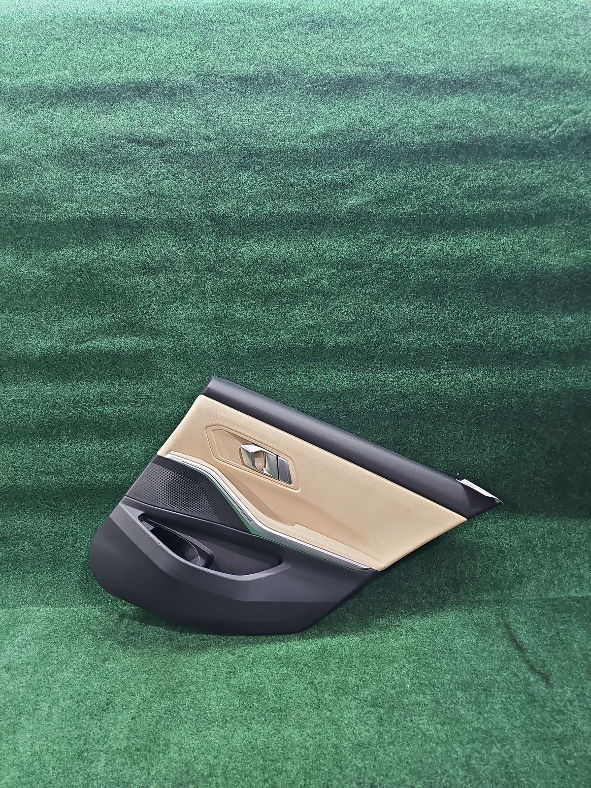 2019-2025 Bmw 330i Door Trim Panel Rear Right Rh Beige Oem 51425a0f294 Original