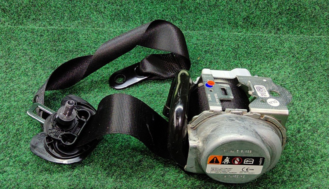 2019-2023 BMW X5 Rear Right Side Seat Belt Black OEM 72117497745