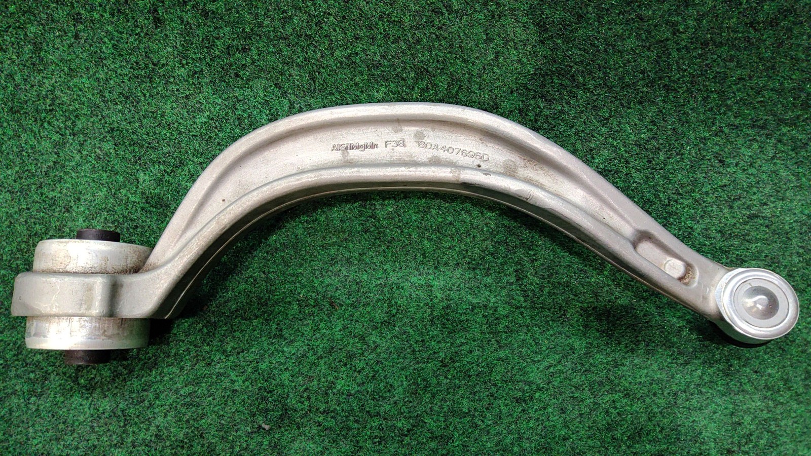 2021-2025 Audi Q5 Front Right Lower Control Arm Suspension Guide Oem 80a407696d