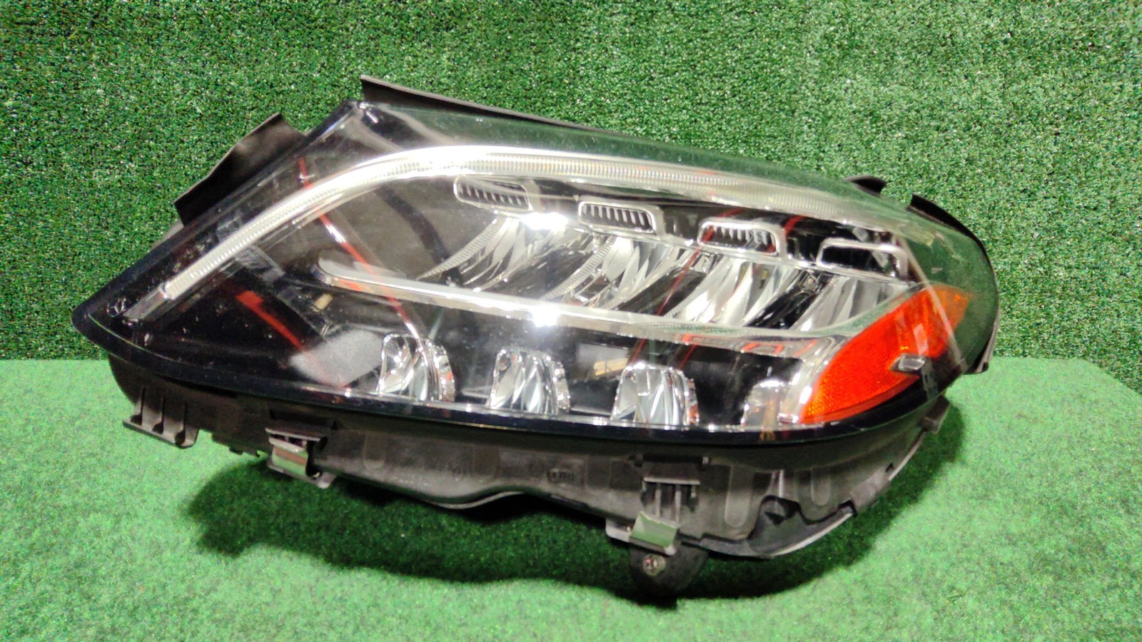 2014-2021 Mercedes Benz C300 Left Headlamp Assembly Oem A2059066004