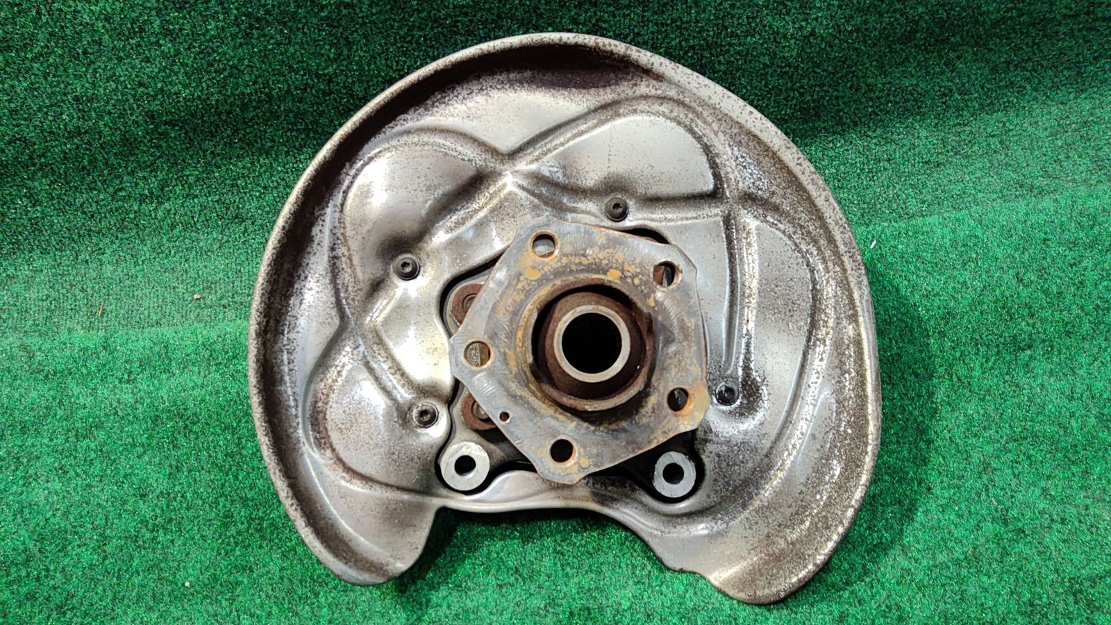 2018-2020 Audi SQ5 Rear Left Suspension Knuckle 54k Ml Oem 80a505435j 80a505431g