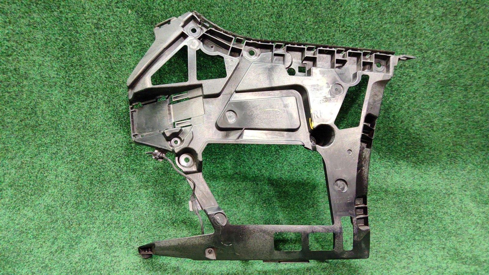 2019-2022 Bmw 330i Rear Right Bumper Mount Support Bracket Oem 51118069394