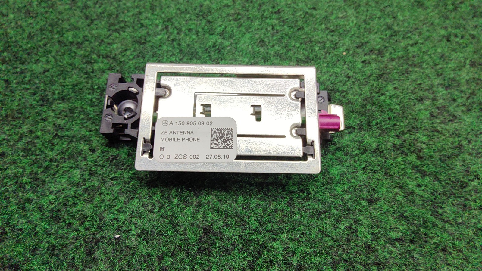 2016-2022 Mercedes Glc 300 Antenna Suppression Filter Oem A1569050902