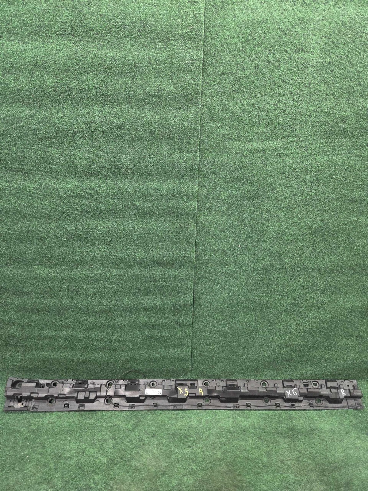 2019-2025 Bmw X5 Rocking Moulding Braket Support Right Oem 51777440912 Original