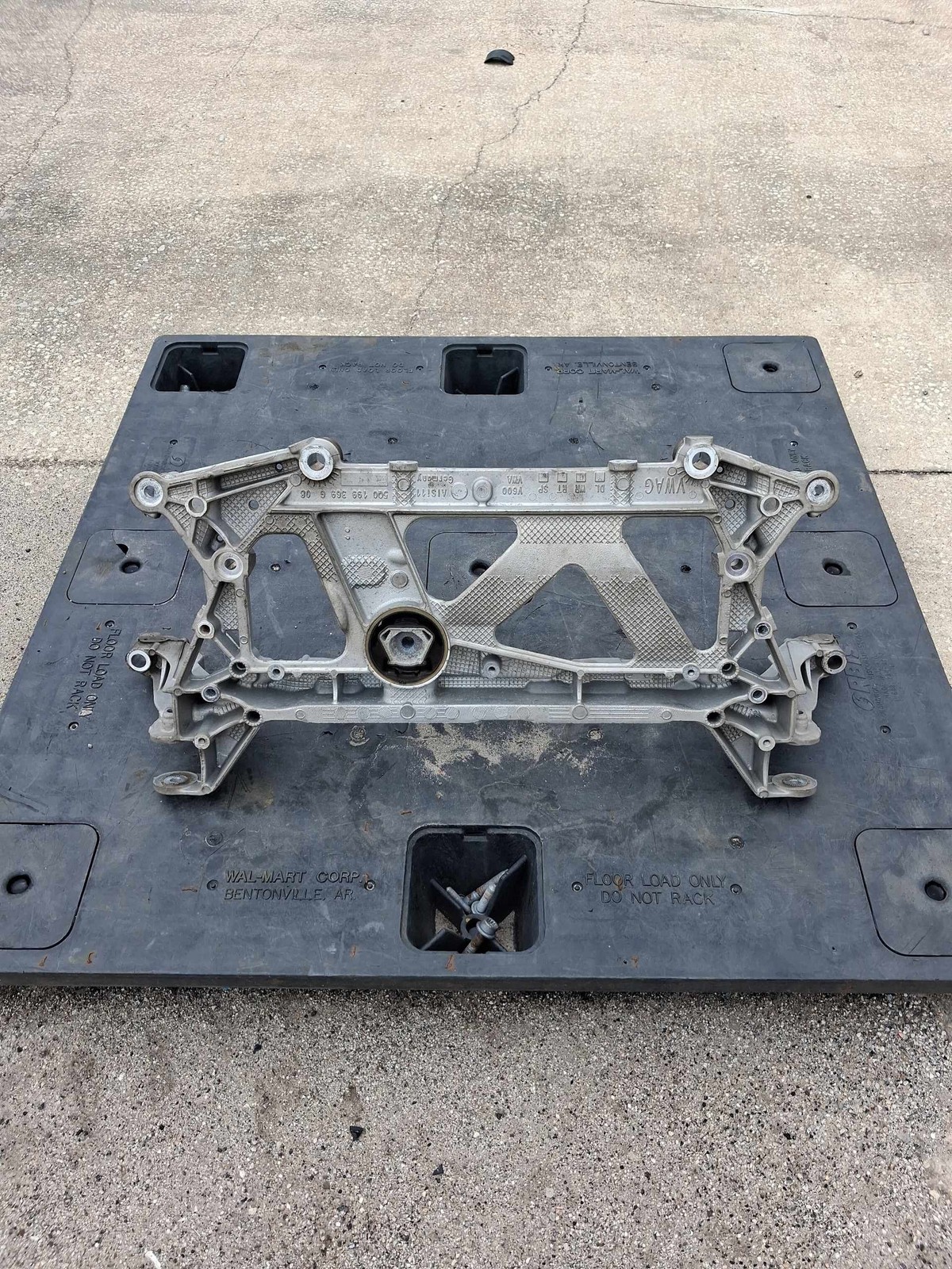 2015-2020 Audi A3 Quattro Front Suspension Subframe Crossmember Oem 5q0199369g