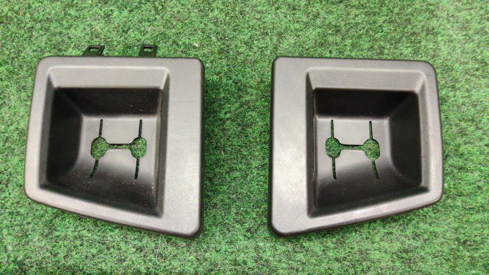2019 Bmw X5 Left/ Right Floor Trim Mounting Oem 51477491153 51477491154