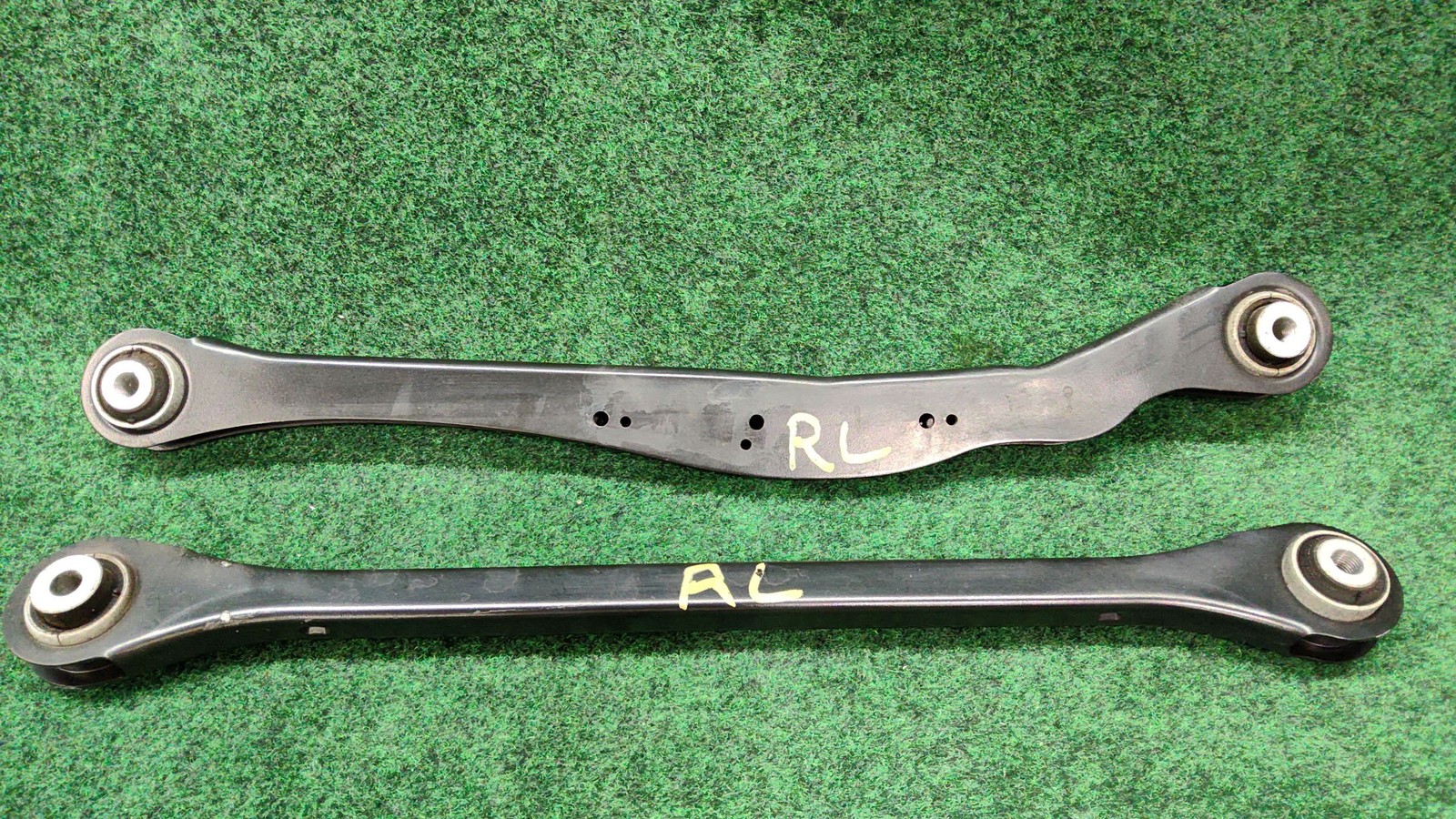 2016-2022 BMW X1 Rear Left Control Arm Set (2) OEM 33306895885 33326851569