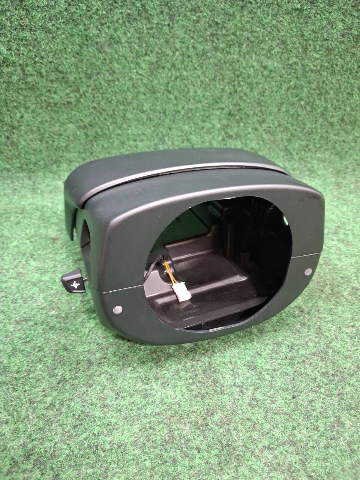 2019-2023 Bmw X5 Steering Wheel Column Cover Oem 51457952182 / 51457951184