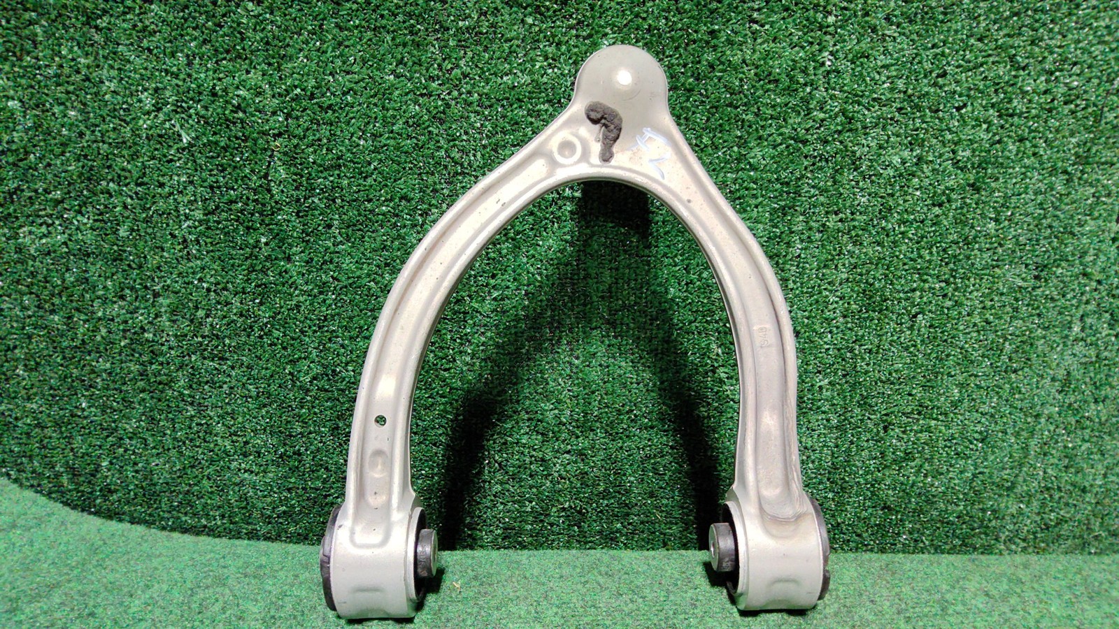 2014-2021 Mercedes Benz C300 Front Left Upper Control Arm Oem A2053305501