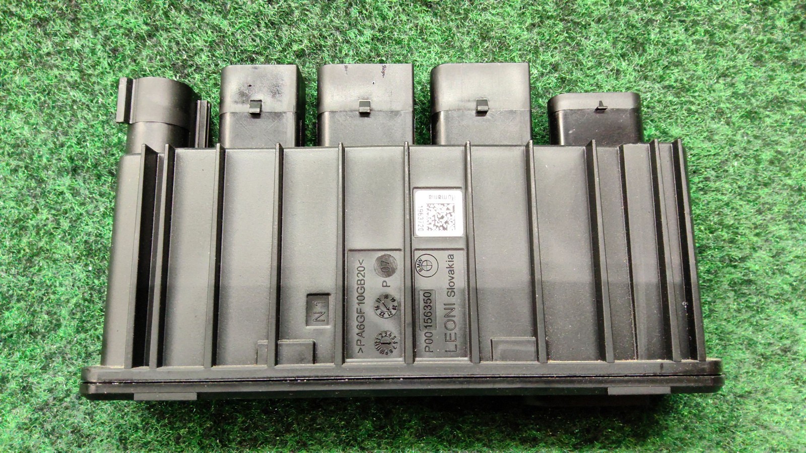 2016-2022 Bmw X1 Power Supply Engine Component Oem 12148740343 Original