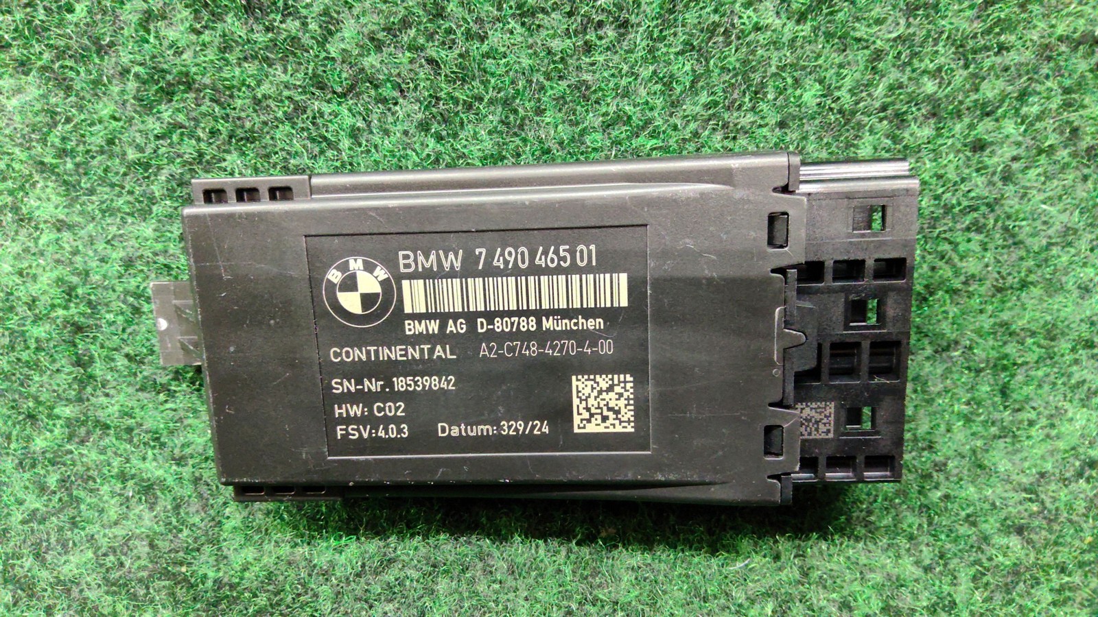 2024-2025 Bmw X5 Rear Seat Control Module Oem 61357490465