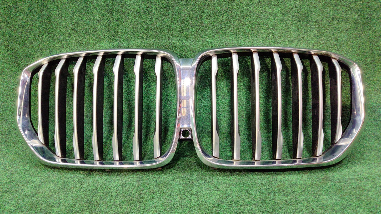 2019-2023 BMW X5Front Upper Grille w/o night vision OEM 51137454887