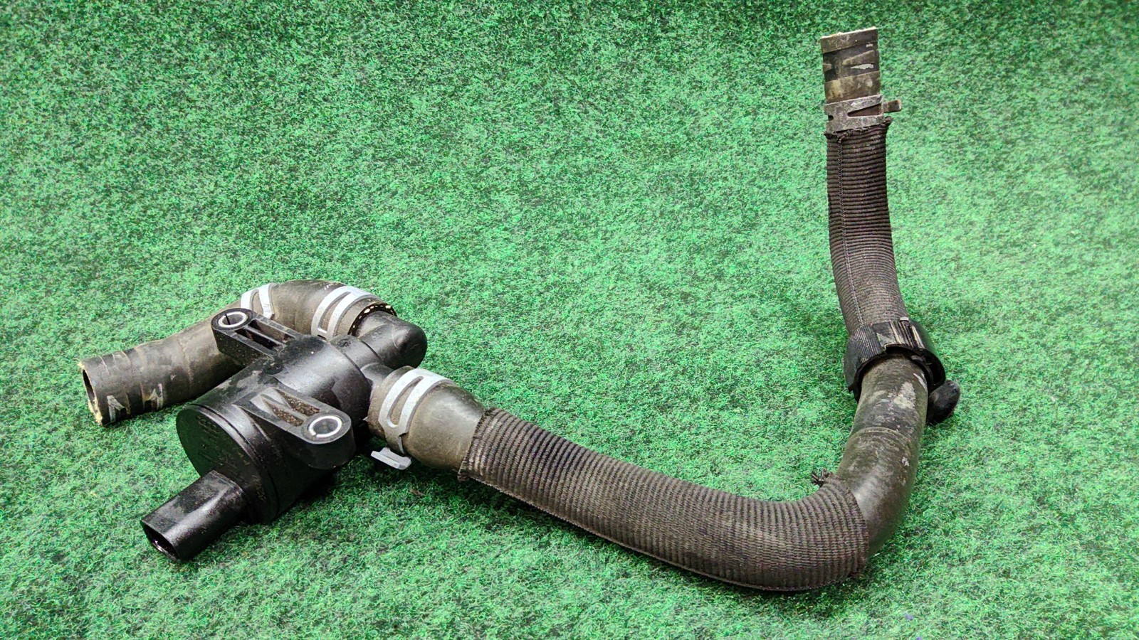 2017-2024 AUDI Q7 Engine Coolant Hose Assembly OEM 4H012167D