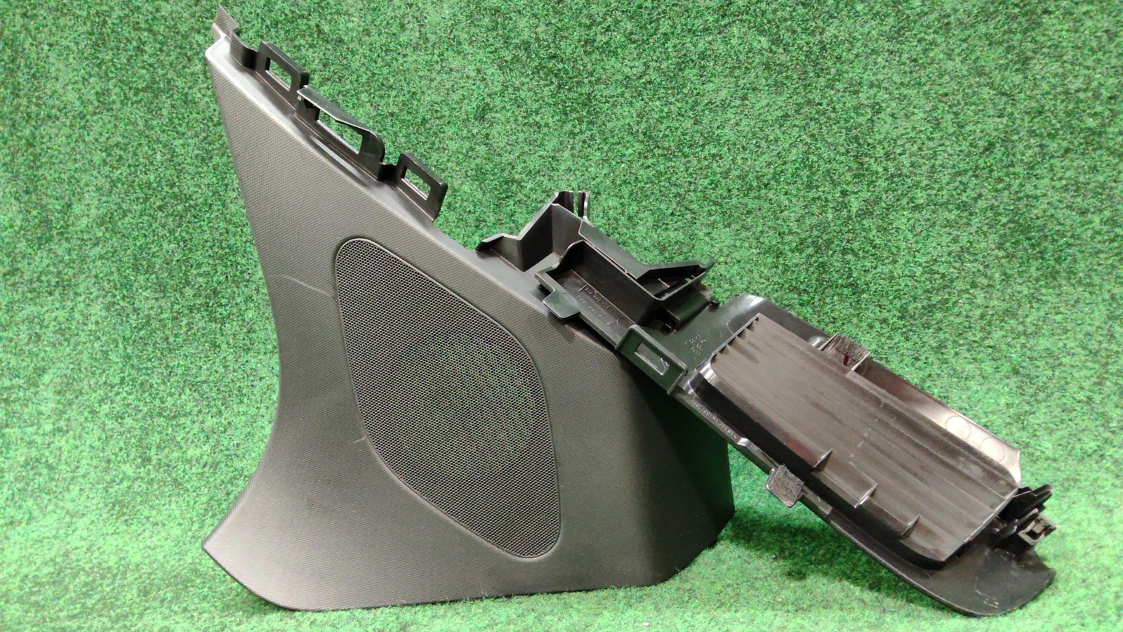 2018 Audi SQ5 D-pillar Corner Cover Black Oem 80a867246c