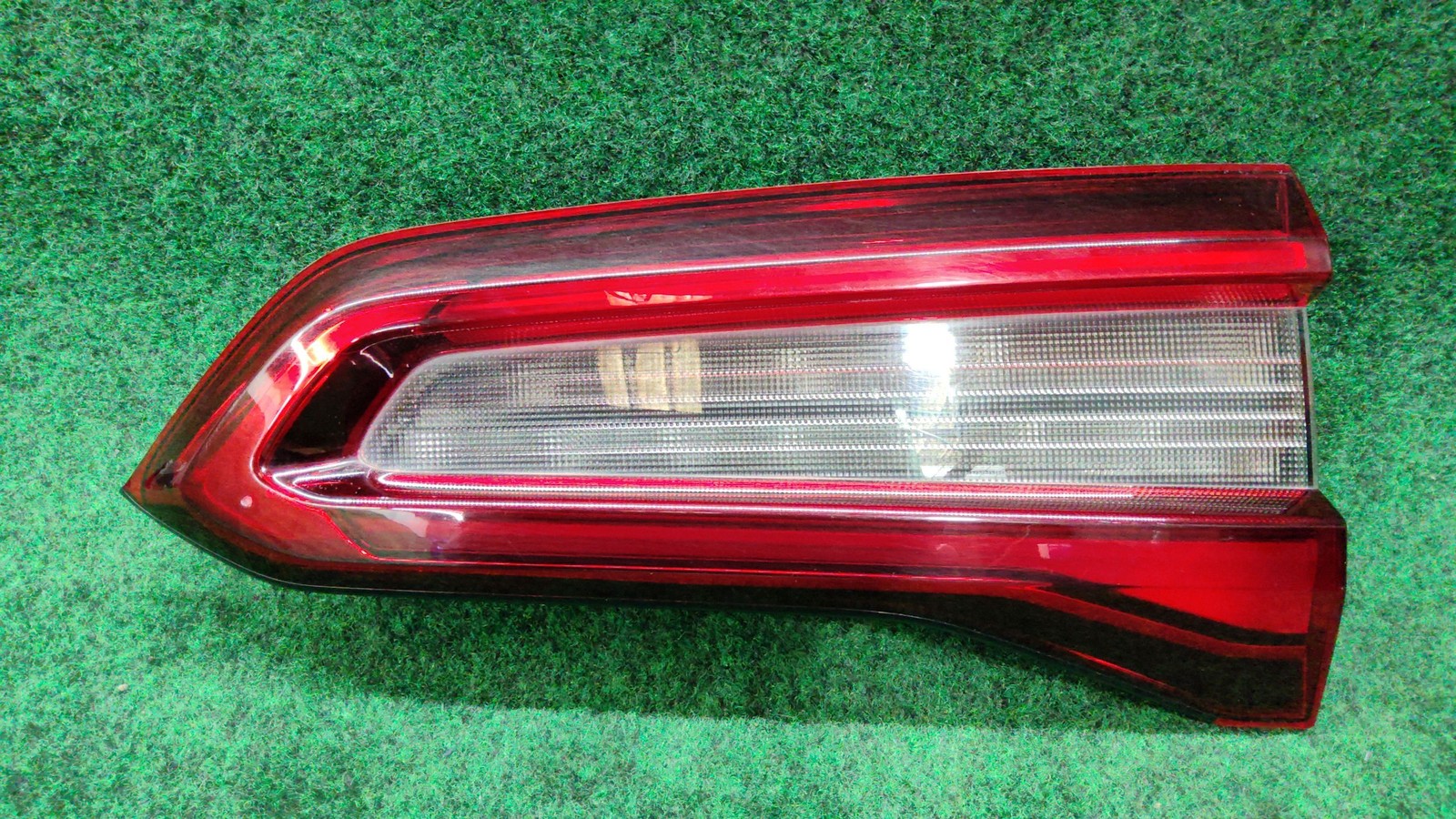 2019-2023 BMW X5 Right Tail Light Liftgate Mounted Lamp OEM 63217931998