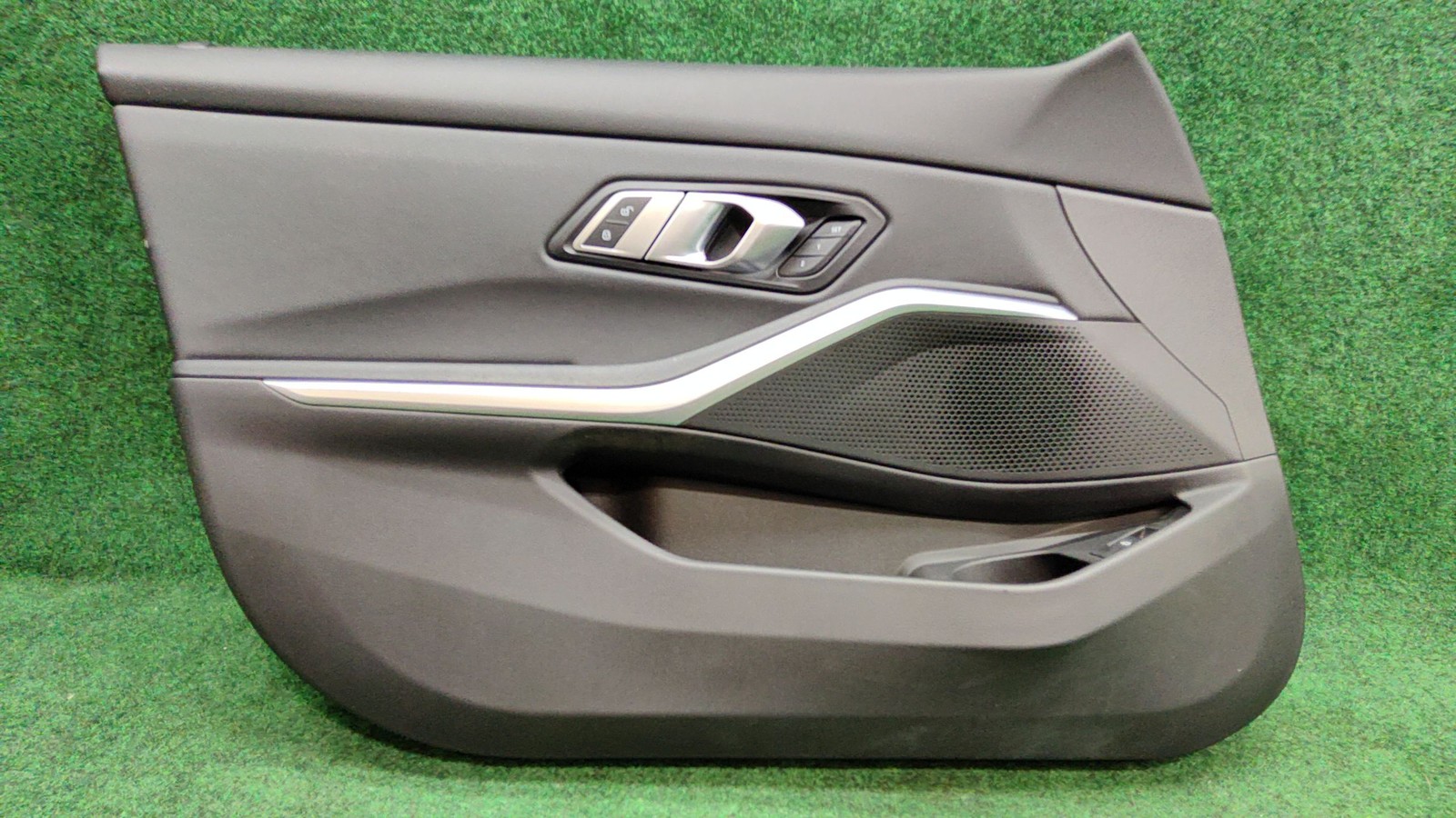 2019-2022 Bmw 330i Left Front Door Trim Panel Oem 51419460727