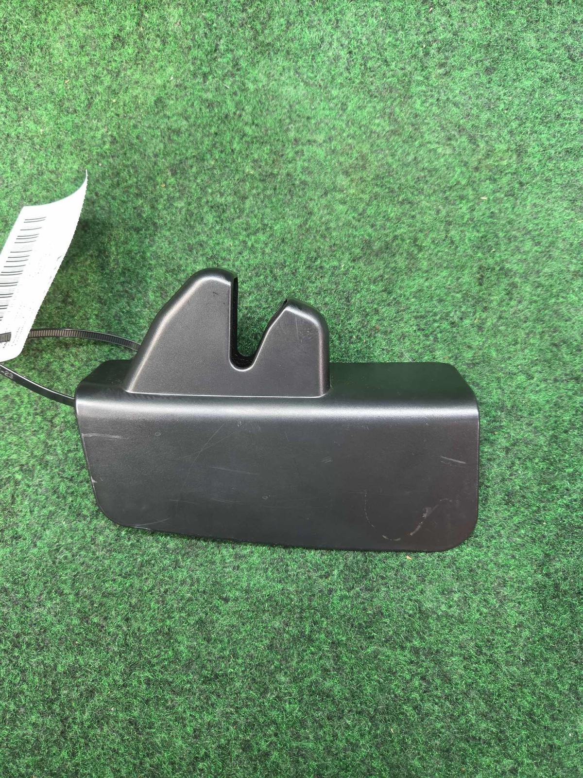 2019 Bmw X5 Left Finisher Catch Bracket Trim Cover Oem 51477479951