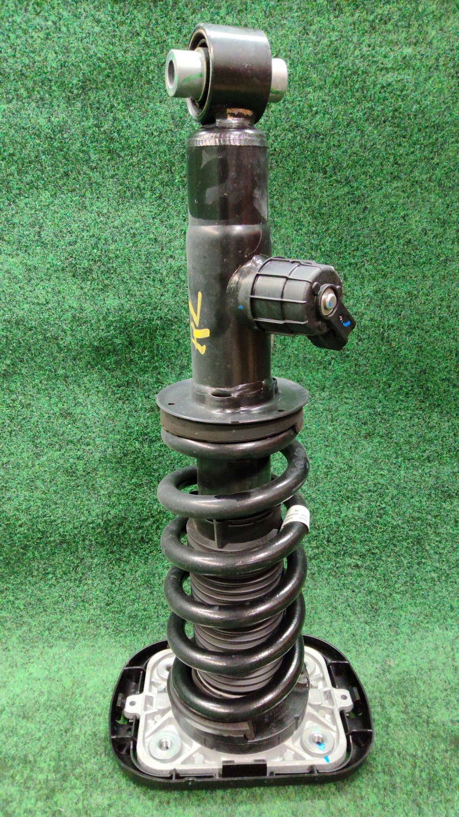 2024-2025 Bmw X5 Suspension Strut Rear Left 6k Miles Oem 37106896441 Original