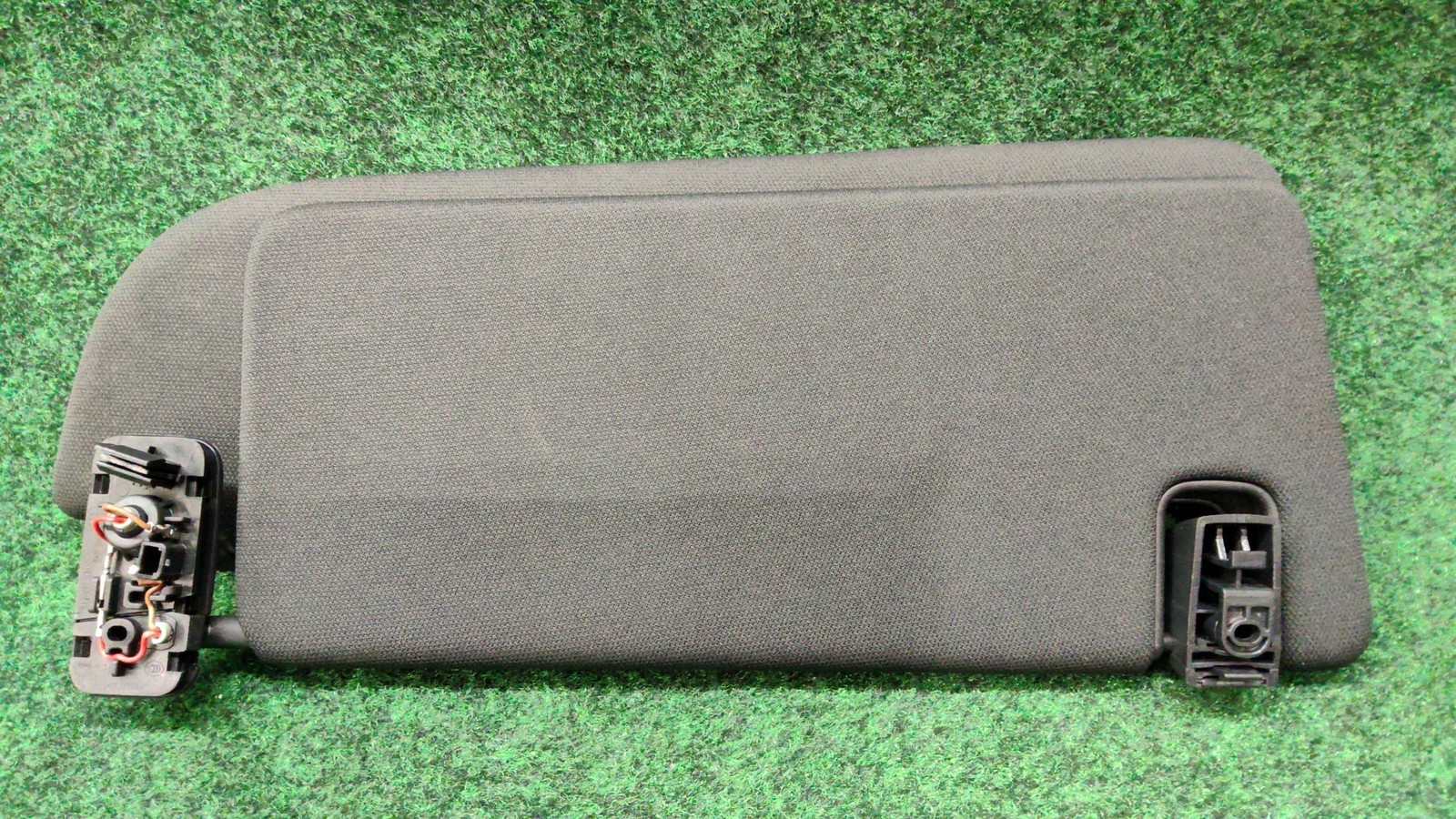 2019-2024 Audi Q7 4M LCI/FL Sunvisor Right OEM 4M0857552BCWO1