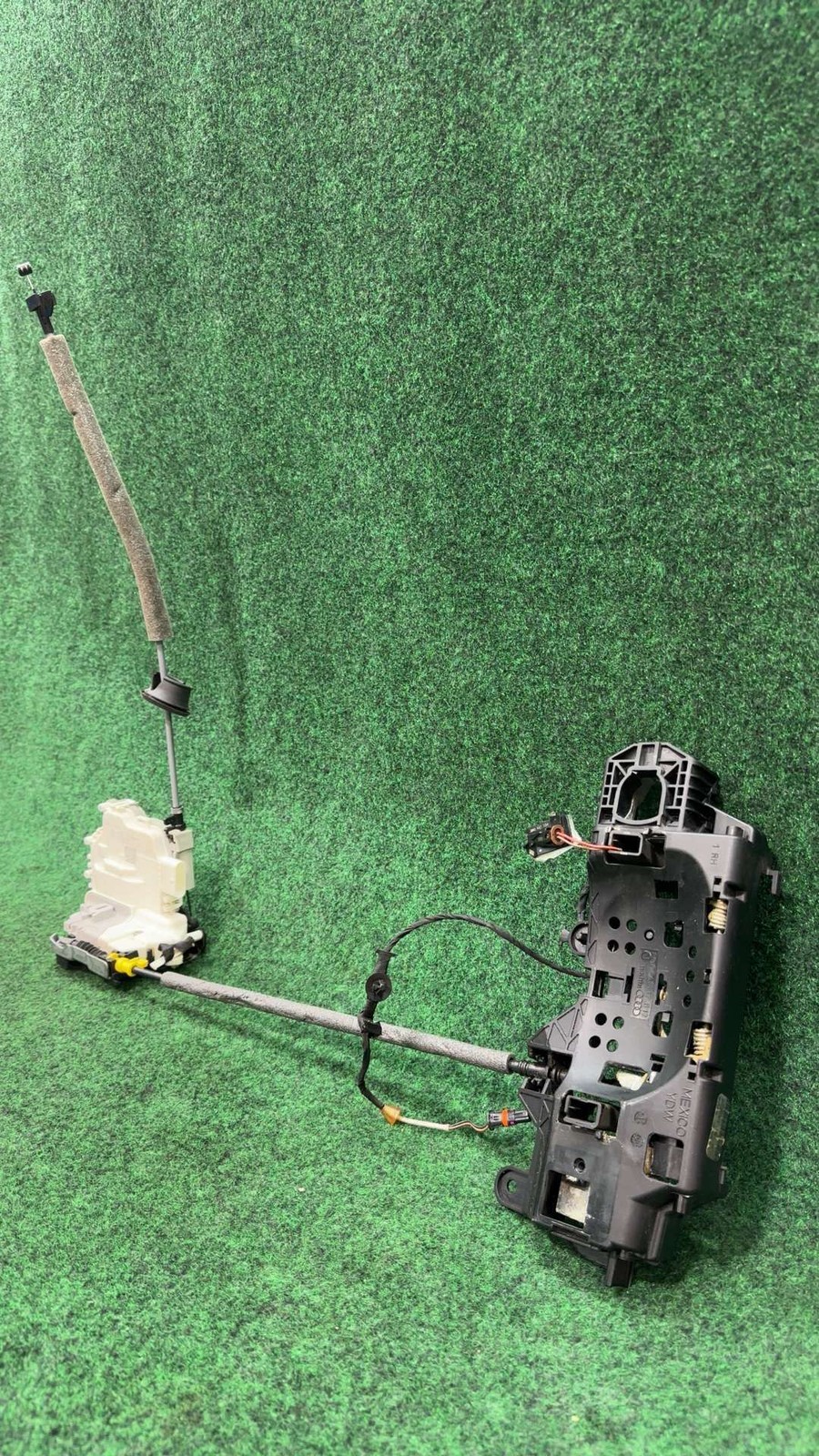 2018-2020 Audi SQ5 Front Right Door Lock Actuator & Latch Assembly Oem 80a837812