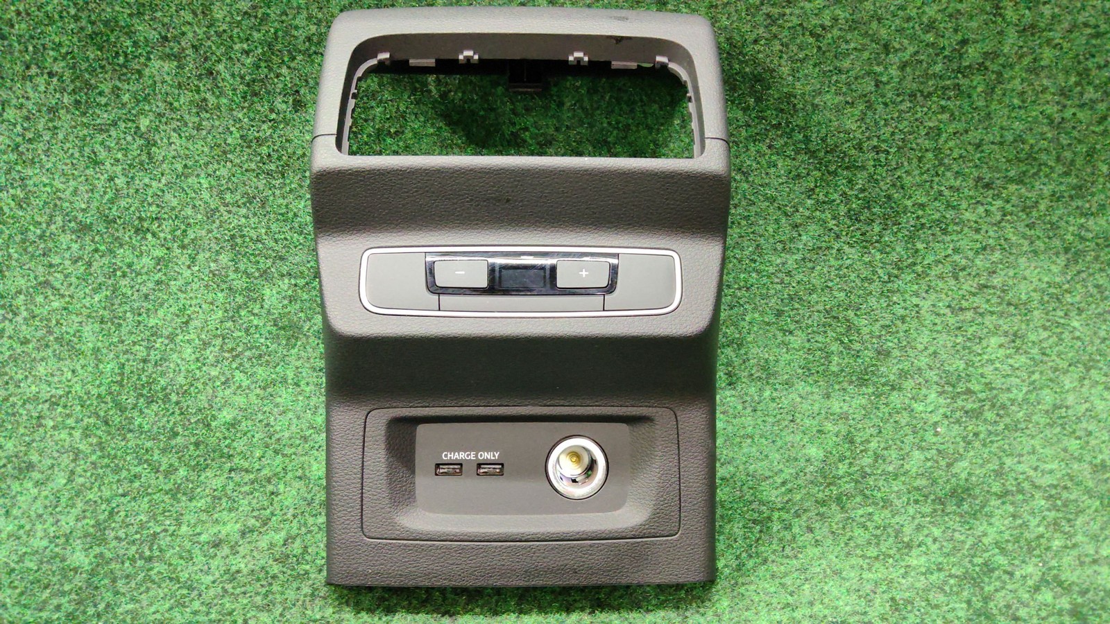 2018-2024 Audi Q5 Rear Center Console Back Trim Oem 80a864376a 80a863324a