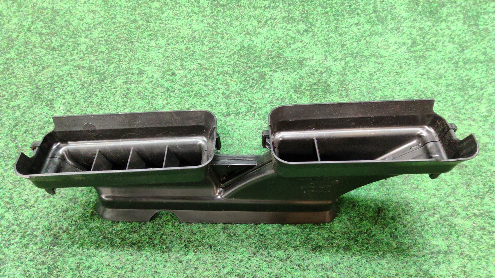 2018-2024 AUDI S4 Center Dash Air Duct OEM 8W1819389