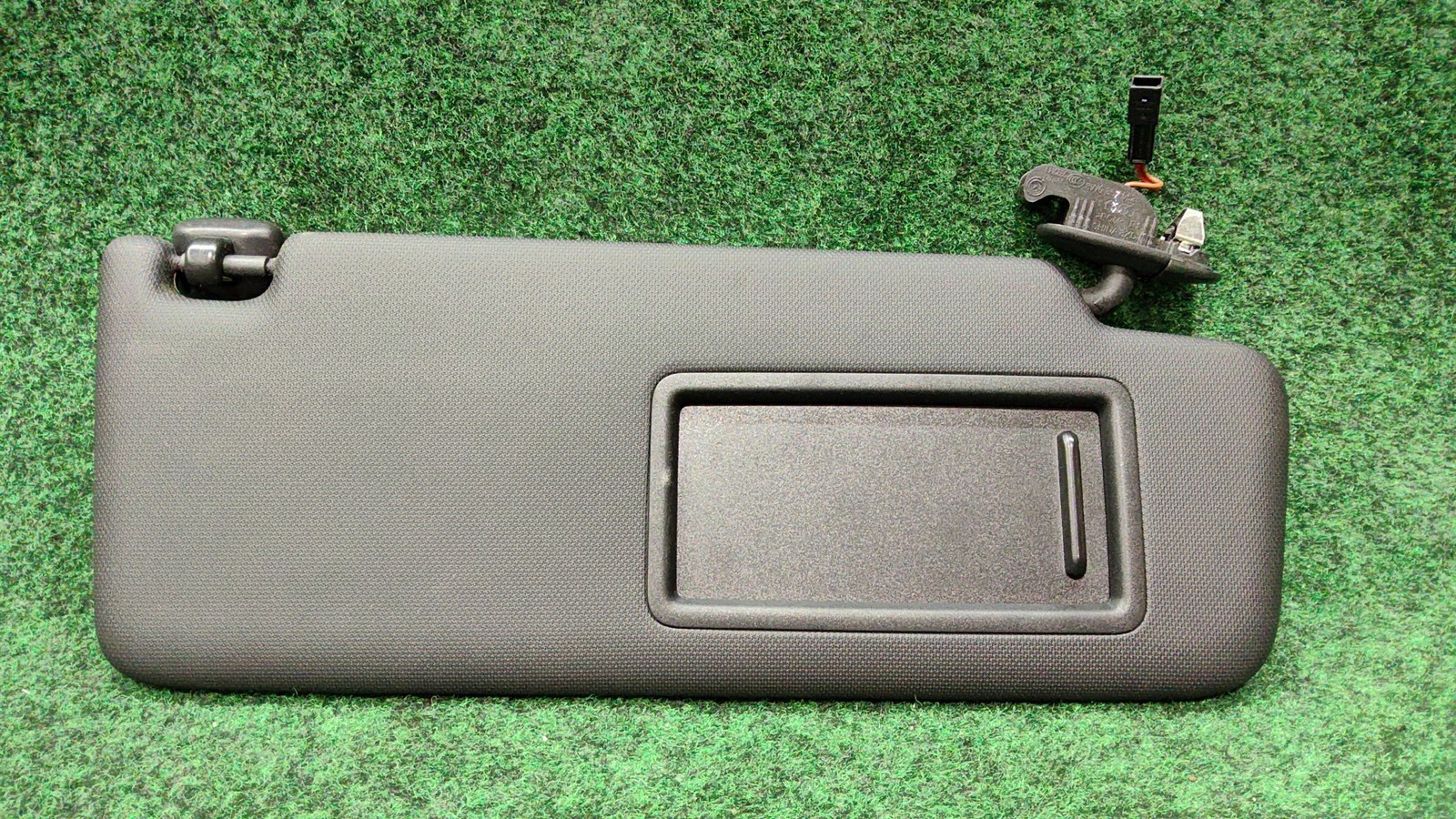 2018-2020 Audi SQ5 Right Sun Visor Black Oem 8w0857552am