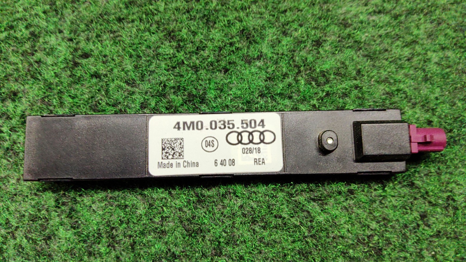 2017-2025 Audi SQ5 Antenna Booster Aerial Amplifier Oem 4m0035504