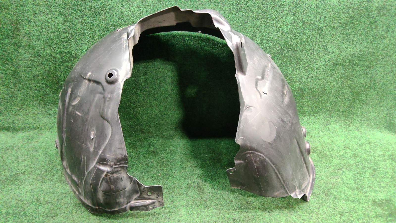 2017-2019 Audi A4 Quattro Right Front Liner Wheel Housing Oem 8w0821172a